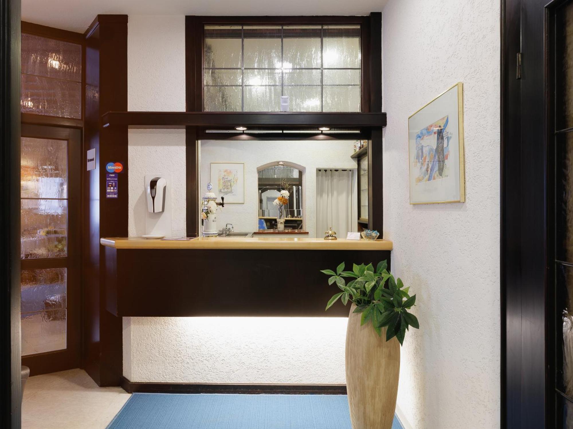 Hotel Purucker Кульмбах Экстерьер фото